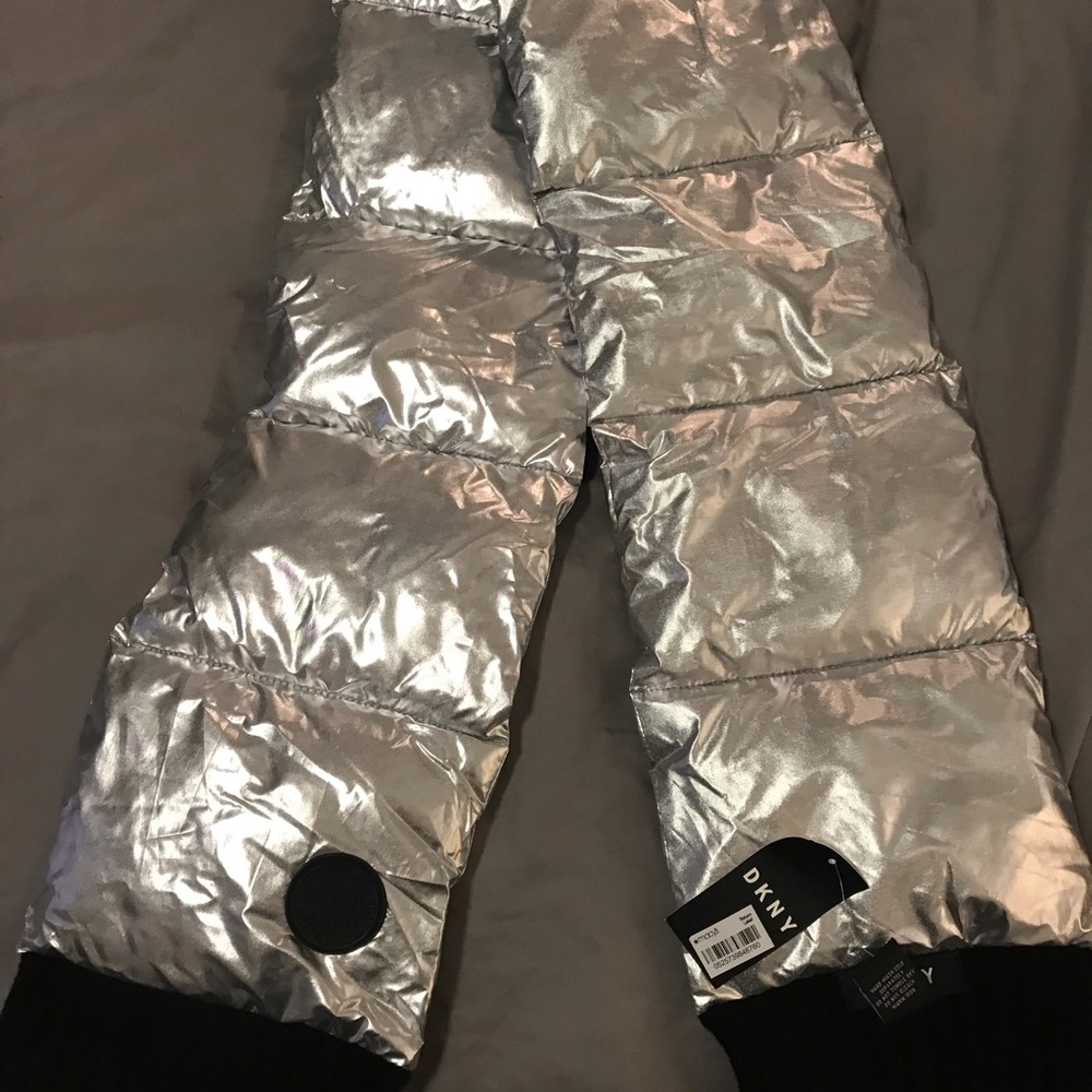 DKNY Metallic Puff Scarf